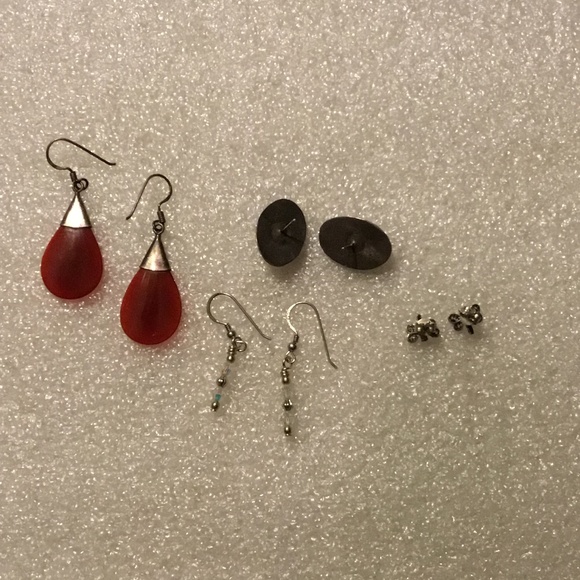 Bundle of 4 pairs of sterling silver earrings - Picture 2 of 7